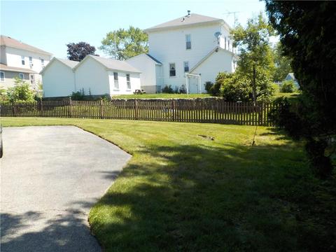 55 Reservoir Ave, Woonsocket, RI 02895 photo 3
