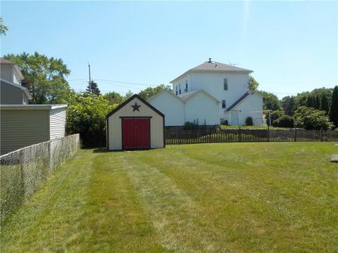 55 Reservoir Ave, Woonsocket, RI 02895 photo 5