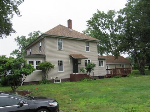 291 Read Ave, Coventry, RI 02816 photo 1