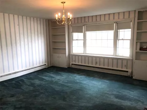 148 Pine Crest Dr, Woonsocket, RI 02895 photo 2