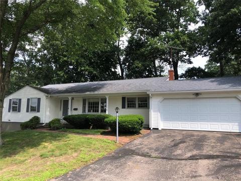 148 Pine Crest Dr, Woonsocket, RI 02895 photo 1