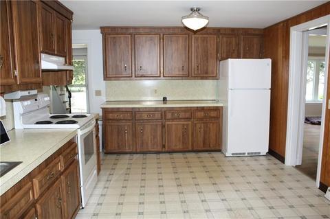 12 Bentley Rd, Warwick, RI 02888 photo 9