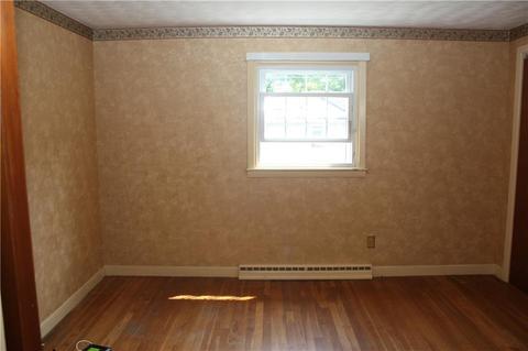 12 Bentley Rd, Warwick, RI 02888 photo 6