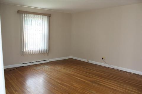 12 Bentley Rd, Warwick, RI 02888 photo 5