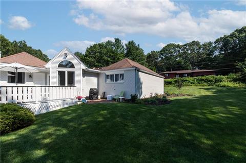 30 Forrestal Dr, Westerly, RI 02891 photo 7
