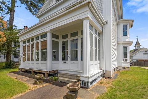 4 Elm St, Westerly, RI 02891 photo 4