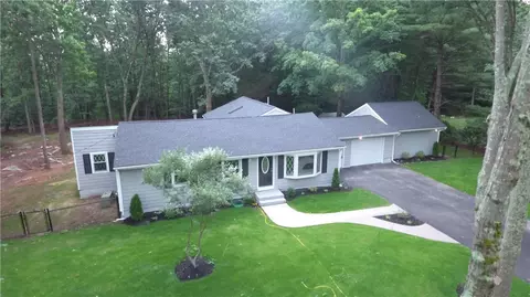 30 Highwood Dr, Coventry, RI 02816 photo 47