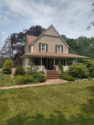 54 Hope Ave, Warwick, RI 02889 photo 1