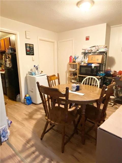 14 Sisson St, Warren, RI 02885 photo 2