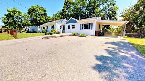362 Lydia Ave, Woonsocket, RI 02895 photo 2