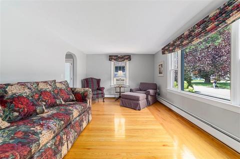 226 Payton Ave, Warwick, RI 02889 photo 12