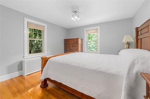 226 Payton Ave, Warwick, RI 02889 photo 17