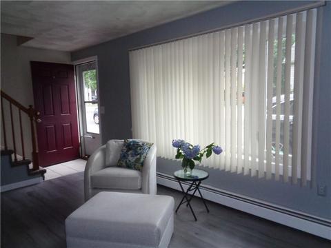45 Reed St, Warwick, RI 02886 photo 2