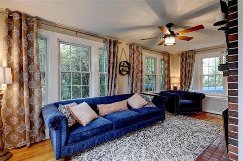 92 Oakley Rd, Woonsocket, RI 02895 photo 6