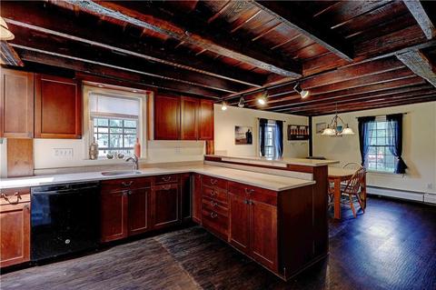 231 Providence St, Woonsocket, RI 02895 photo 10