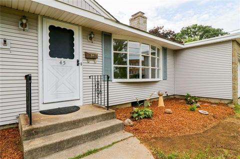 45 Relph St, Warwick, RI 02888 photo 7