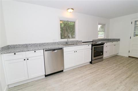 45 Relph St, Warwick, RI 02888 photo 17