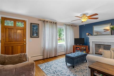187 Holmes Rd, Warwick, RI 02888 photo 5