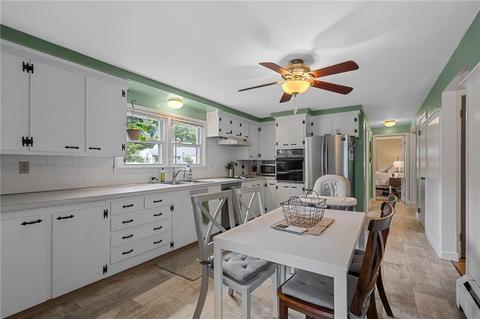 187 Holmes Rd, Warwick, RI 02888 photo 3