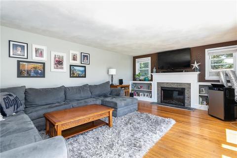 147 Lancaster Ave, Warwick, RI 02886 photo 10