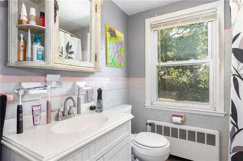 147 Lancaster Ave, Warwick, RI 02886 photo 19