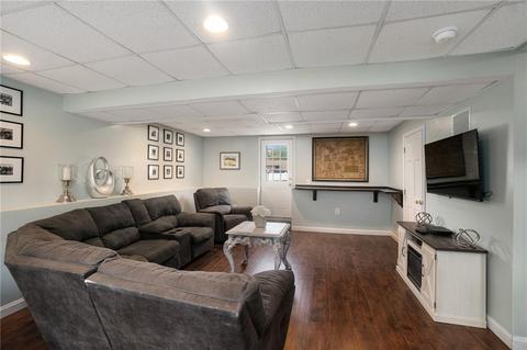 159 Mohawk Trl, Cranston, RI 02921 photo 20