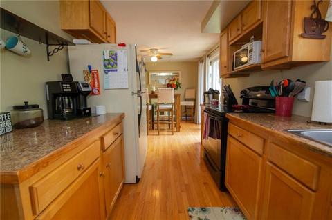 4 Lorraine Rd, Westerly, RI 02891 photo 10