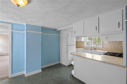 9 Easterbrooks Ave, Bristol, RI 02809 photo 7