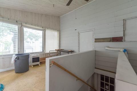 25 Moore St, Woonsocket, RI 02895 photo 40