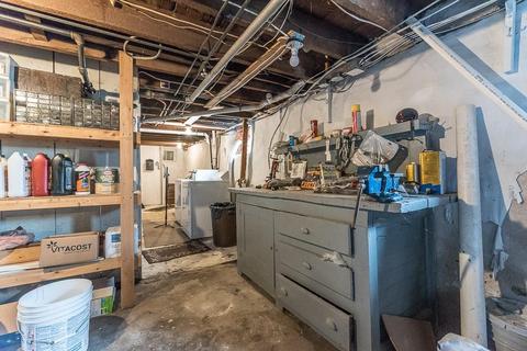 25 Moore St, Woonsocket, RI 02895 photo 47