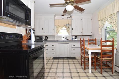 884 Main St, Warren, RI 02885 photo 7