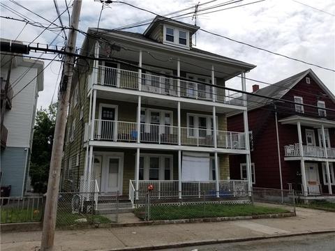 213 Dulude Ave, Woonsocket, RI 02895 photo 2