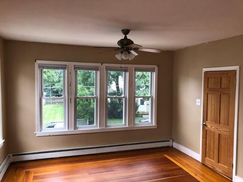 109 Warwick St, Woonsocket, RI 02895 photo 4