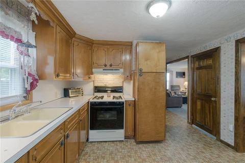 240 3rd Ave, Warwick, RI 02888 photo 9