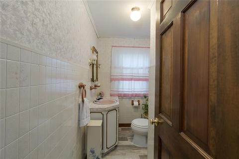 240 3rd Ave, Warwick, RI 02888 photo 15