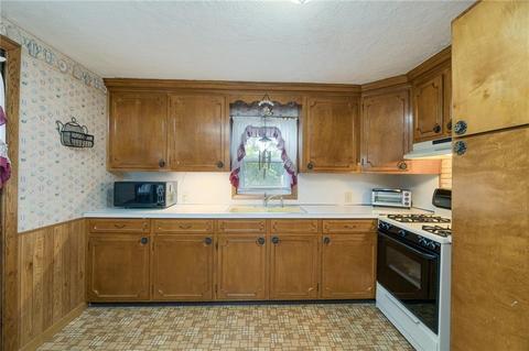 240 3rd Ave, Warwick, RI 02888 photo 11