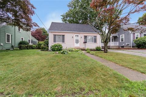 240 3rd Ave, Warwick, RI 02888 photo 34