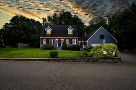 14 Evie Dr, Warren, RI 02885 photo 1