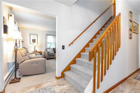 14 Evie Dr, Warren, RI 02885 photo 16