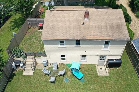 44 Pine Ave, Coventry, RI 02816 photo 9