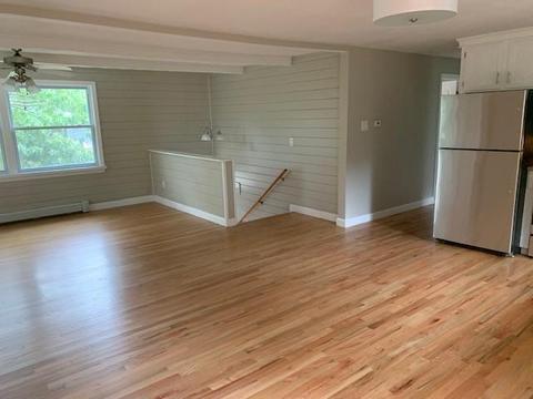231 Maple St, Woonsocket, RI 02895 photo 4