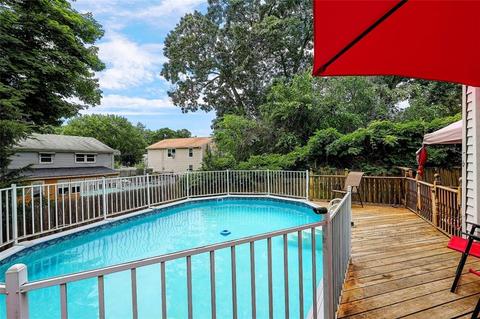182 Haswill St, Warwick, RI 02889 photo 8