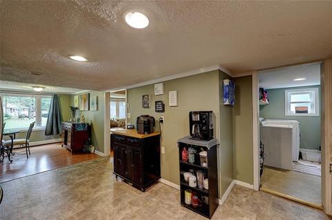 182 Haswill St, Warwick, RI 02889 photo 22