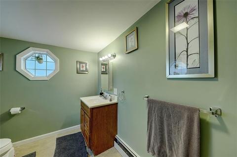 182 Haswill St, Warwick, RI 02889 photo 32