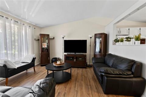 99 Marshall Ave, Warwick, RI 02886 photo 2