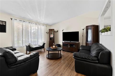 99 Marshall Ave, Warwick, RI 02886 photo 4