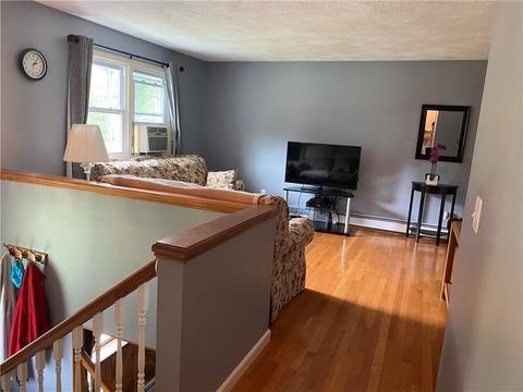 380 Valley Rd, Killingly, CT 06239 photo 3