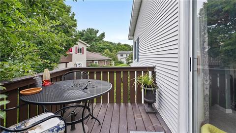 514 Round Hill Ct, Warwick, RI 02886 photo 8