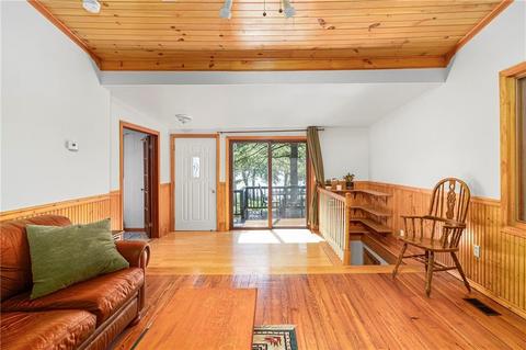 86 E Shore Dr, Coventry, RI 02816 photo 5