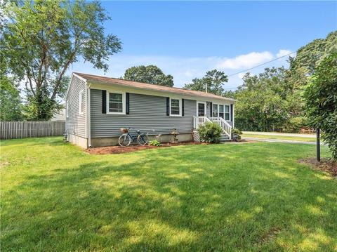 38 Hillcrest Ave, Warwick, RI 02889 photo 1